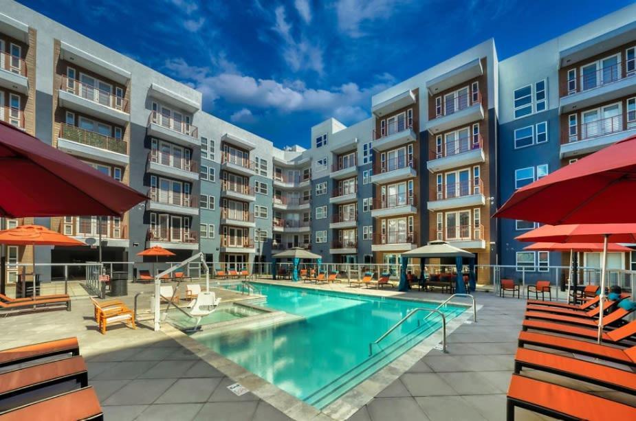 Cozysuites Phx Roro Gym, Pool, Pets, Parking! #9 Phoenix Eksteriør bilde