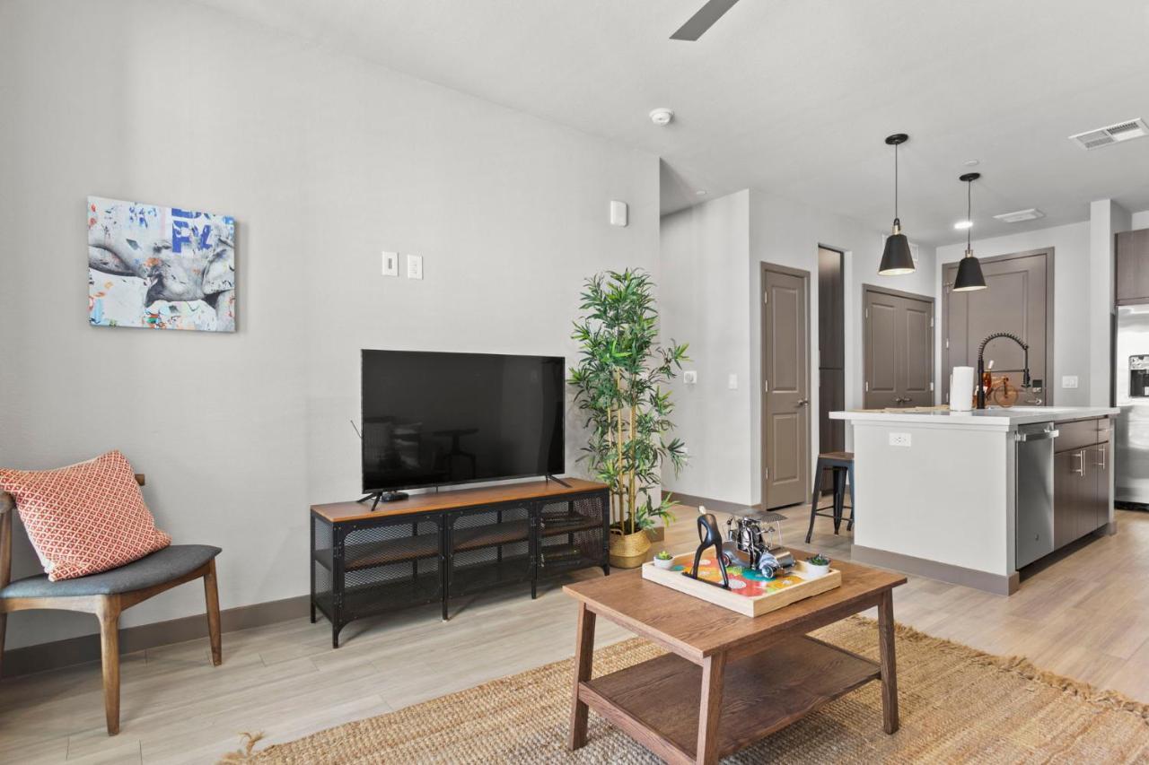 Cozysuites Phx Roro Gym, Pool, Pets, Parking! #9 Phoenix Eksteriør bilde
